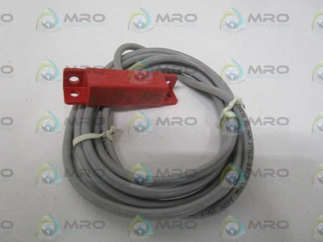 MICROSWITCH 40FY26-020 PROXIMITY SWITCH *NEW NO BOX *
