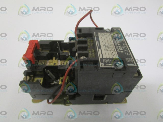 SQUARE D 8536-SBG2 MORTOR STARTER (CRACKED AS PICTURED) *USED*