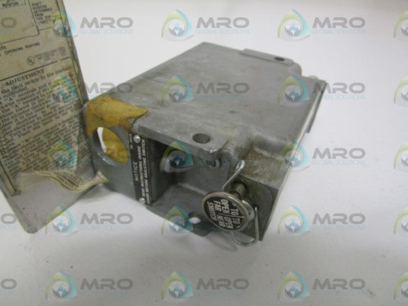 CUTLER-HAMMER 10316H77D (AS PICTURED)  NSNP