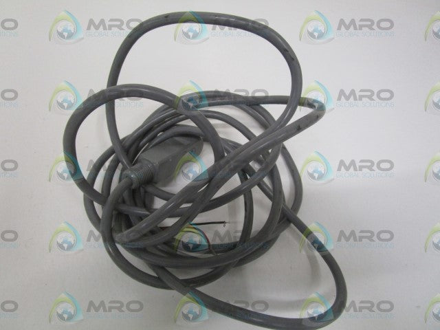 PHOTOSWITCH 47CN4-4002 PHOTOELECTRIC RECEIVER *USED*