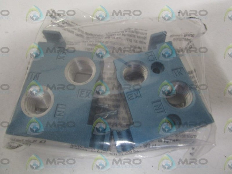 MAC M-45001-01 ISOLATOR PLATE ASSEMBLY *NEW IN BOX*