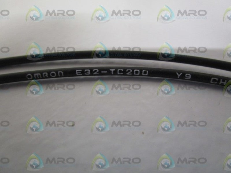 OMRON E32-TC200 (MISSING ACCESSORIES) NSNP