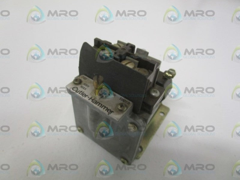 CUTLER-HAMMER D80N SER. A2 TIMER PNEUMATIC  UNMP