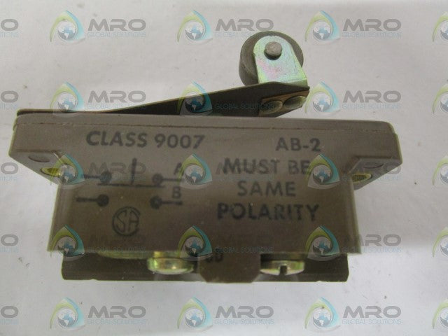 SQUARE D 9007-AB-2 LIMIT SWITCH *NEW NO BOX*