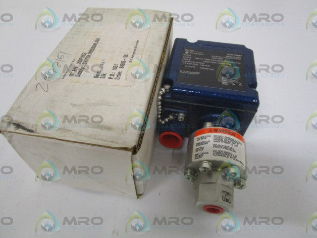 ITT 200P18C3 PRESSURE SWITCH 1000 TO 10000PSIG *NEW IN BOX*