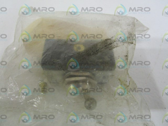 ARROW HART 80638D TOGGLE SWITCH * NEW IN FACTORY BAG *