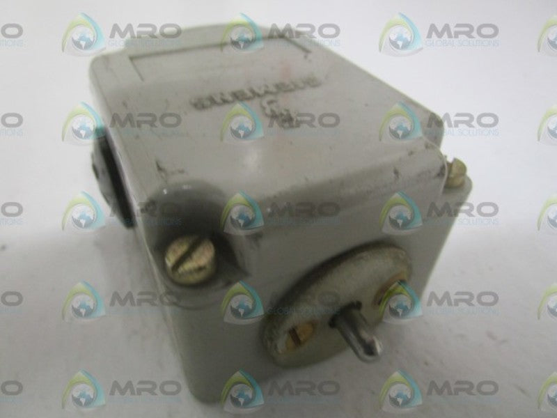 SIEMENS K244g-2VH LIMIT SWITCH *USED*