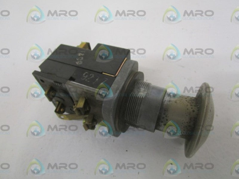 FURNAS 52PA3G2U SER. B PUSHBUTTON *USED*