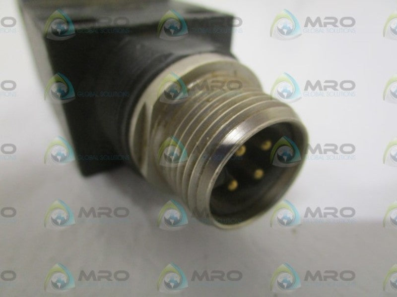 INDUSTRIAL SPARE PART 42GDP-9000-QD1 SER. A PHOTOSWITCH SESNOR  UNMP