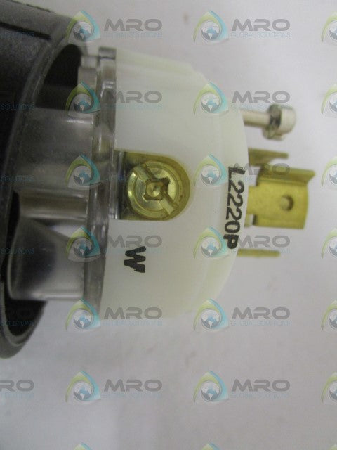PASS & SEYMOUR L2220-P LOCKING PLUG *NEW IN BOX*