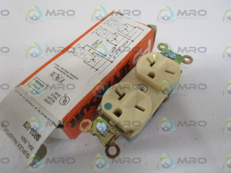 PASS & SEYMOUR 9800-HGI DUPLEX RECEPTACLE *NEW IN BOX*