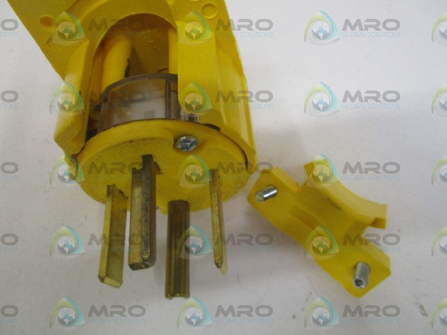 PASS & SEYMOUR 5746-AN ANGLE PLUG *NEW IN BOX*