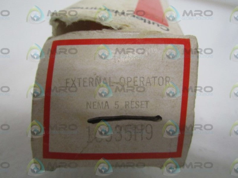 CUTLER-HAMMER 10935H9 EXTERNAL OPERATOR (AS PICTURED)  NSMP