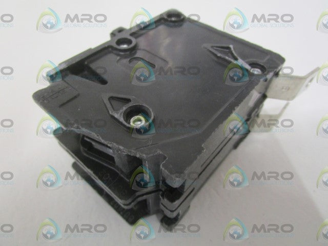 SIEMENS B230H CIRCUIT  BREAKER 30A (AS PICTURED) *NEW NO BOX*