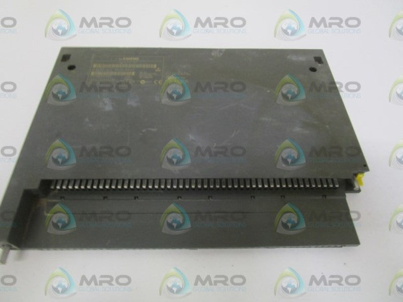 SIEMENS 6ES7 422-1BL00-0AA0 OUTPUT MODULE *USED*