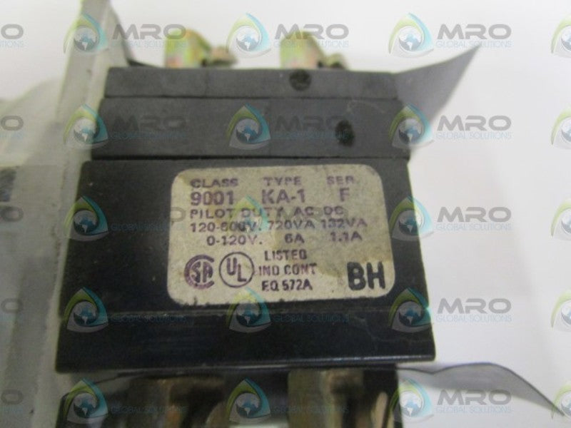 SQUARE D 9001-KA-1 PUSHBUTTON W/ CONTACT BLOCK *USED*