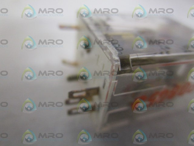 POTTER & BRUMFIELD R10-E1-Y1-SS220 RELAY 3VDC *USED*
