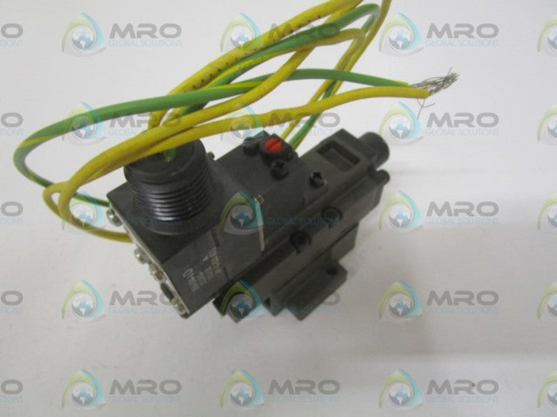 ASCO EF8401A200M SOLENOID VALVE (AS PICTURED)  NSNP
