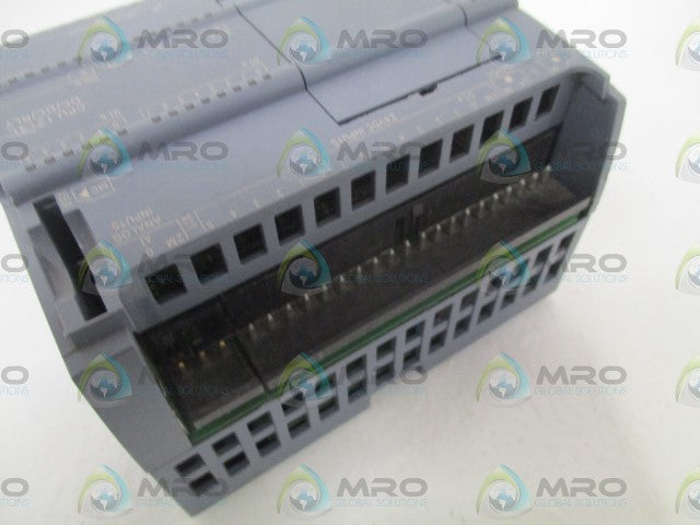 SIEMENS 6ES7214-1HG31-0XB0 CPU MODULE *USED*
