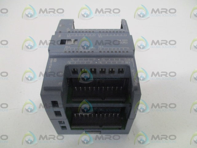 SIEMENS SIMATIC 6ES7223-1PL32-0XB0 DIGITAL I/O MODULE *USED*