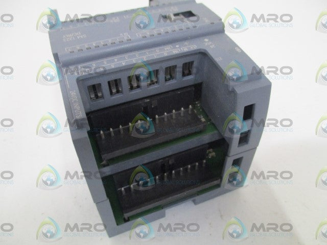 SIEMENS SIMATIC 6ES7223-1PL32-0XB0 DIGITAL I/O MODULE *USED*