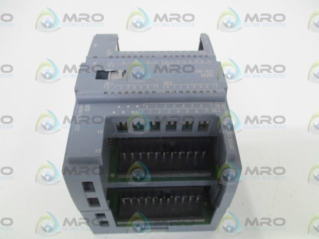 SIEMENS 6ES7223-1BL32-0XB0 I/O MODULE *USED*