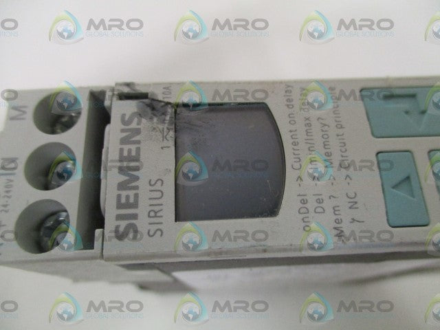 SIEMENS 3UG4622-1AW30 CURRENT SENSING RELAY (CRACKED) *USED *