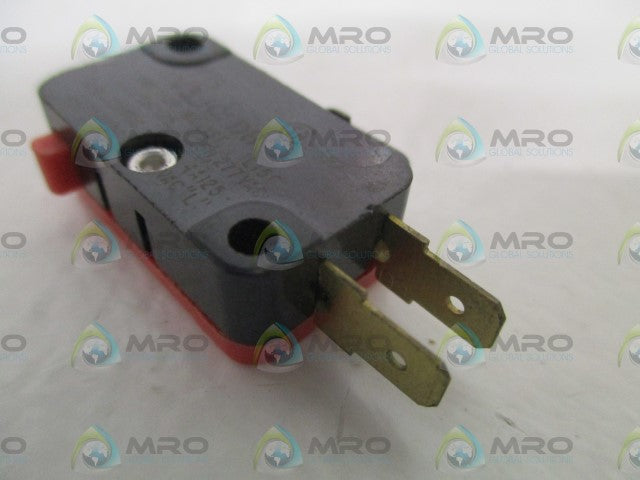 MICROSWITCH V3-101-D8 MINI LIMIT SWITCH *NEW NO BOX*