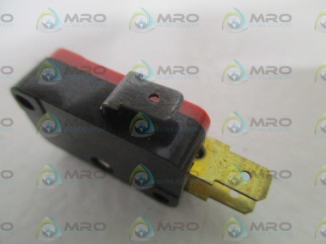 MICROSWITCH V3-101-D8 MINI LIMIT SWITCH *NEW NO BOX*