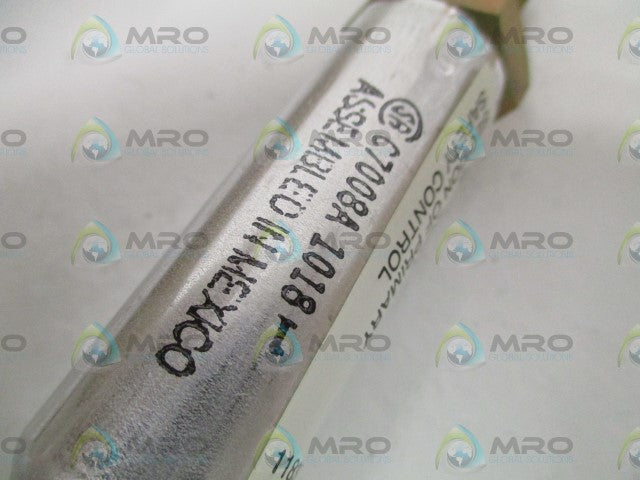 HONEYWELL C7008A 1018 FLAME ROD HOLDER *NEW IN BOX*