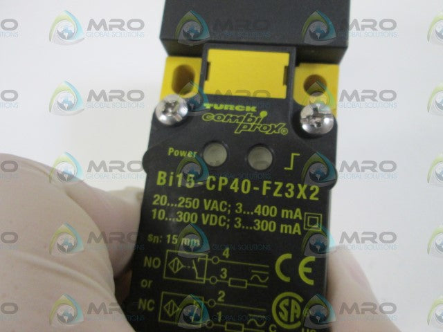 TURCK PROXIMITY SENSOR Bi15-CP40-FZ3X2 (AS PICTURED) *NEW NO BOX*