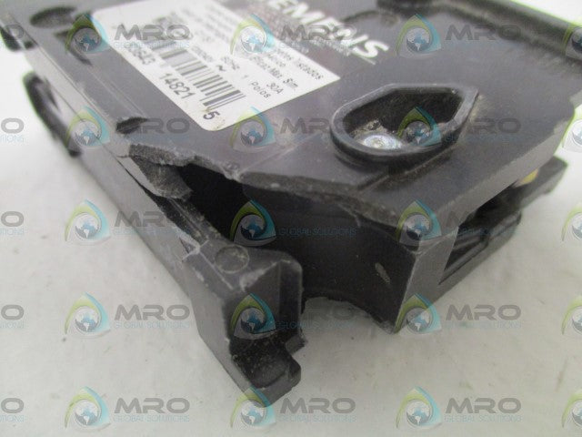 SIEMENS Q130 CIRCUIT BREAKER 30A (CRACKED/CHIPPED) *NEW NO BOX*