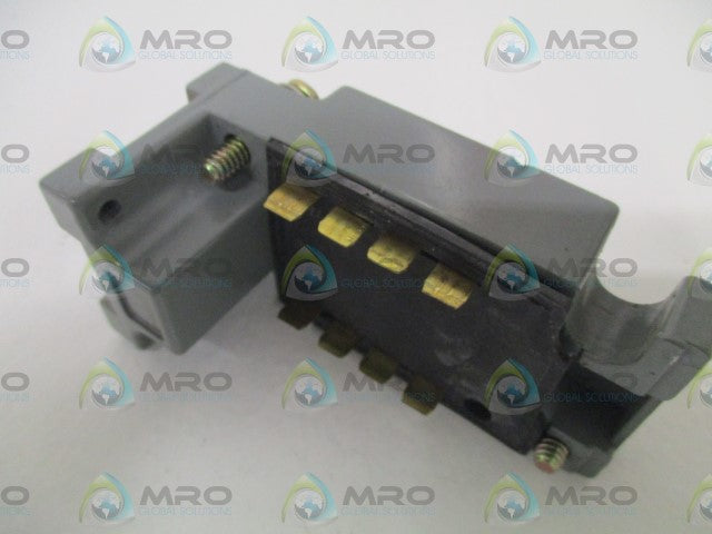 SQUARE D 9007C62B2 SER. A LIMIT SWITCH BODY ONLY *USED*