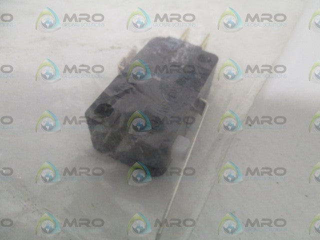 MICROSWITCH V7-1B17D8-022 MINI LEVER SWITCH *NEW IN FACTORY BAG*