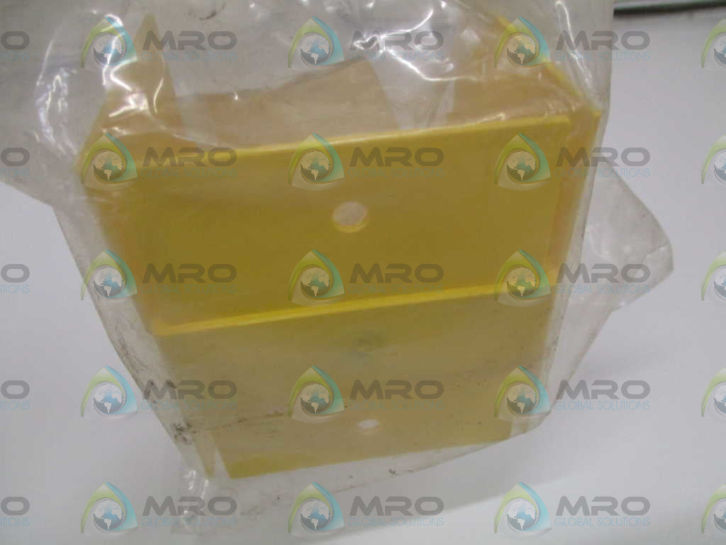 PANDUIT FCF4X4YL 4" COUPLER FITTING *NEW IN FACTORY BAG*