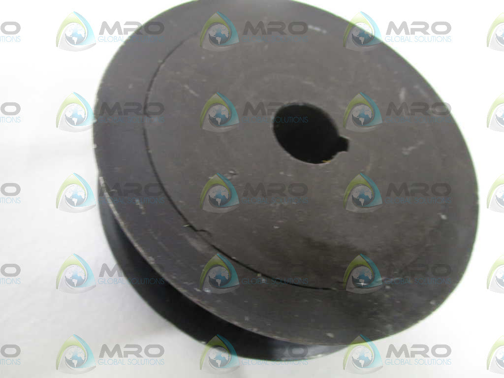 INDUSTRIAL MRO 32LF100-5/8 PULLEY *NEW NO BOX*