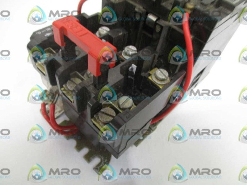 SQUARE D 8536-SCG1 STARTER *USED*