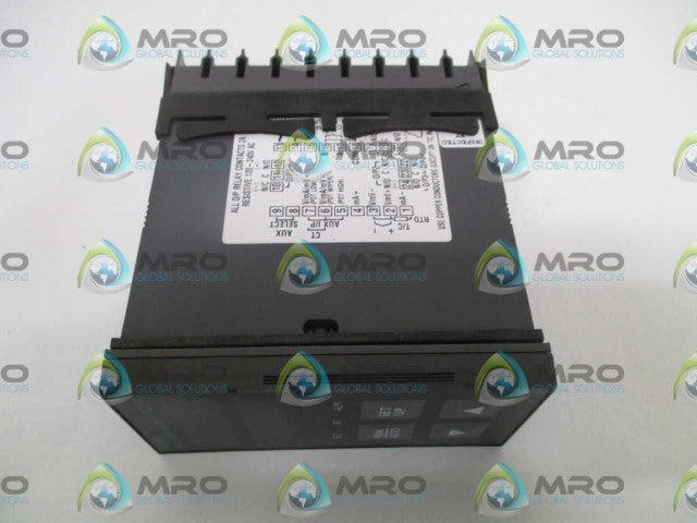 HONEYWELL DC150 221101220S98 TEMPERATURE CONTROLLER *USED*