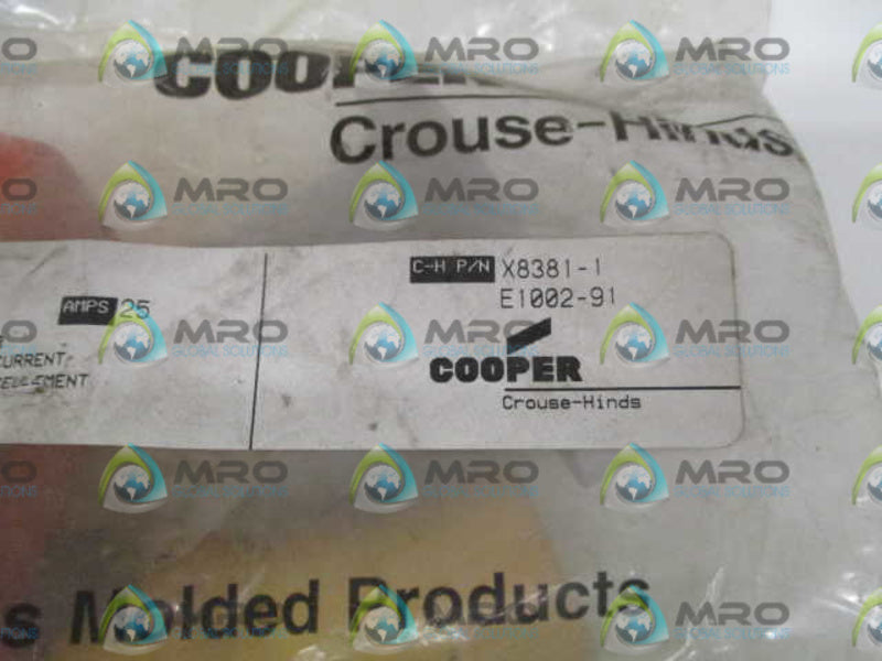 CROUSE-HINDS X8381-1 FLANGE RECEPTACLE W/ BASE * NEW IN FACTORY BAG *