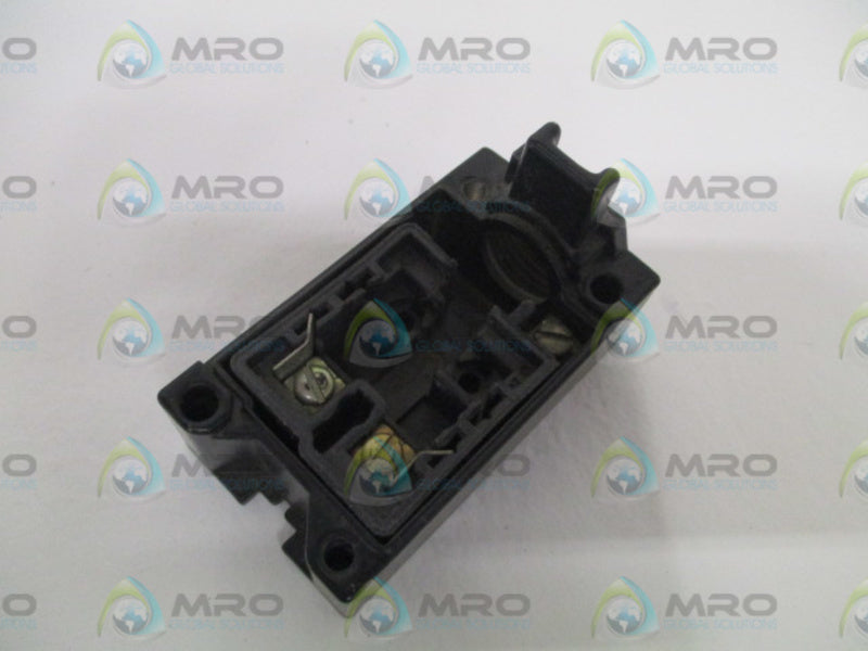GENERAL ELECTRIC CR215DGR1 RECEPTACLE *USED*