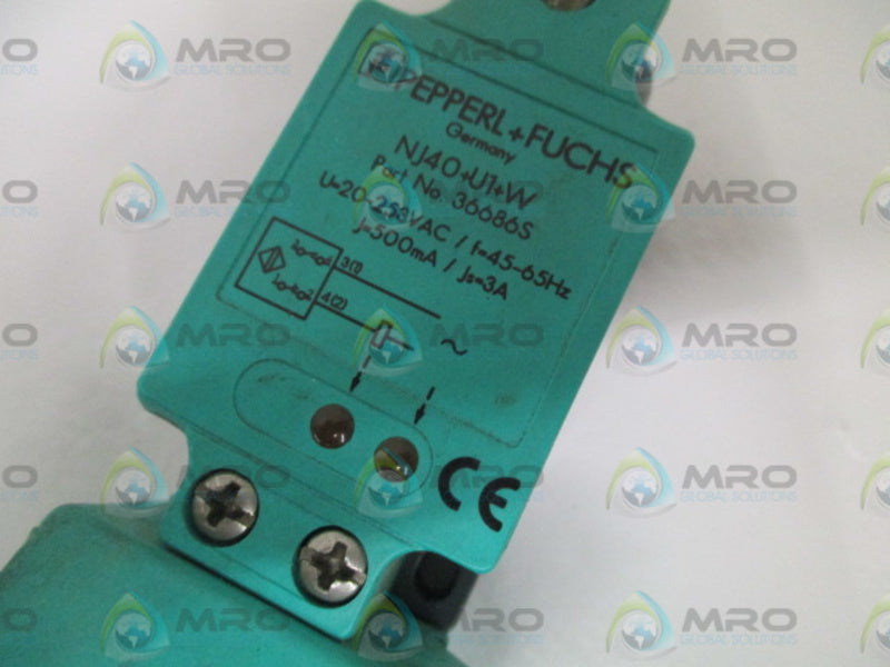 PEPPERL+FUCHS NJ40+U1+W  INDUCTIVE PROXIMITY SWITCH *USED*