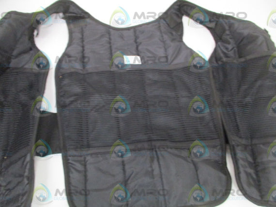 COOL ZONE LARGE COOLING JACKET * USED *