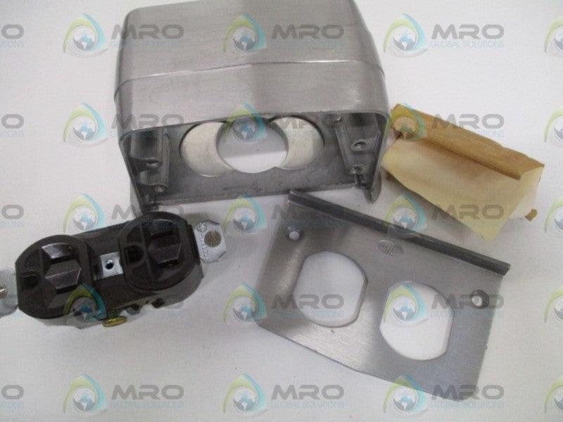 WALKER BROTHERS 513AL-DPS-G ALUMINUM SERVICE FITTING (AS PICTURED)*NEW IN BOX*