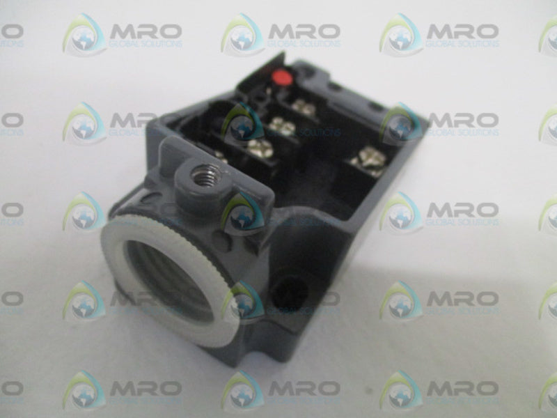 PEPPERL+FUCHS 08275S LIMIT SWITCH BASE *NEW NO BOX*