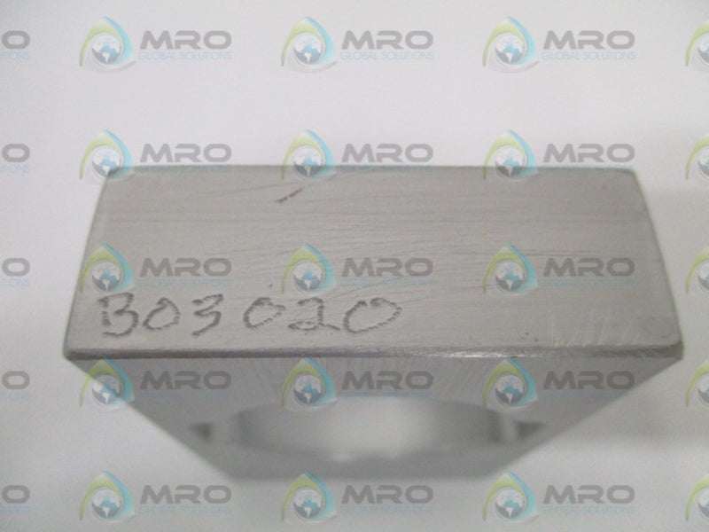INDUSTRIAL MRO B03020 HOUSING BRIDGE *NEW NO BOX*