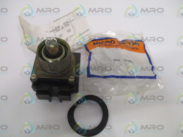 MICROSWITCH PTY5211 3-POSITION SWITCH *NEW IN BOX*