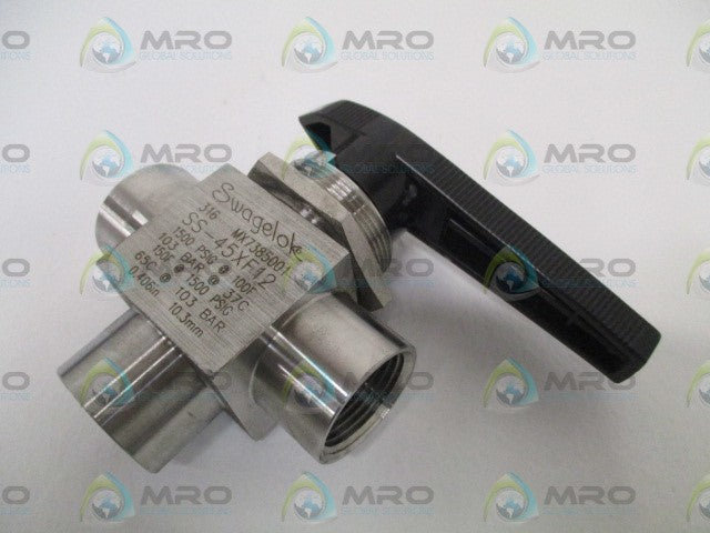 SWAGELOK SS-45XF12 BALL VALVE *NEW NO BOX*