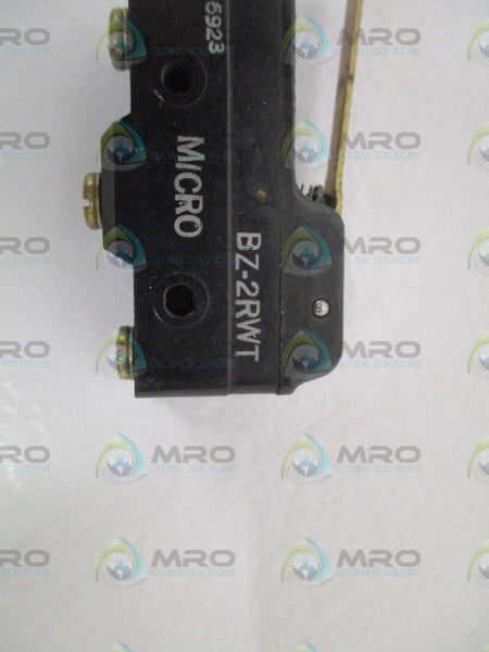 MICRO SWITCH BZ-2RWT STRAIGHT LEVER SWITCH *NEW NO BOX*