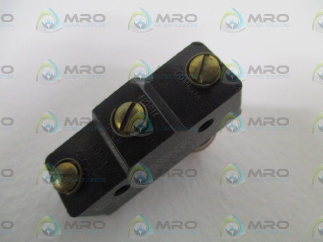 MICROSWITCH BZ-2RDS5551-A2 BASIC SWITCH *NEW NO BOX*