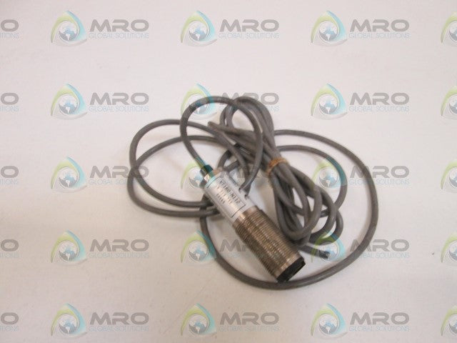 SICK PHOTOELECTRIC SENSOR VT180-N112 *USED*